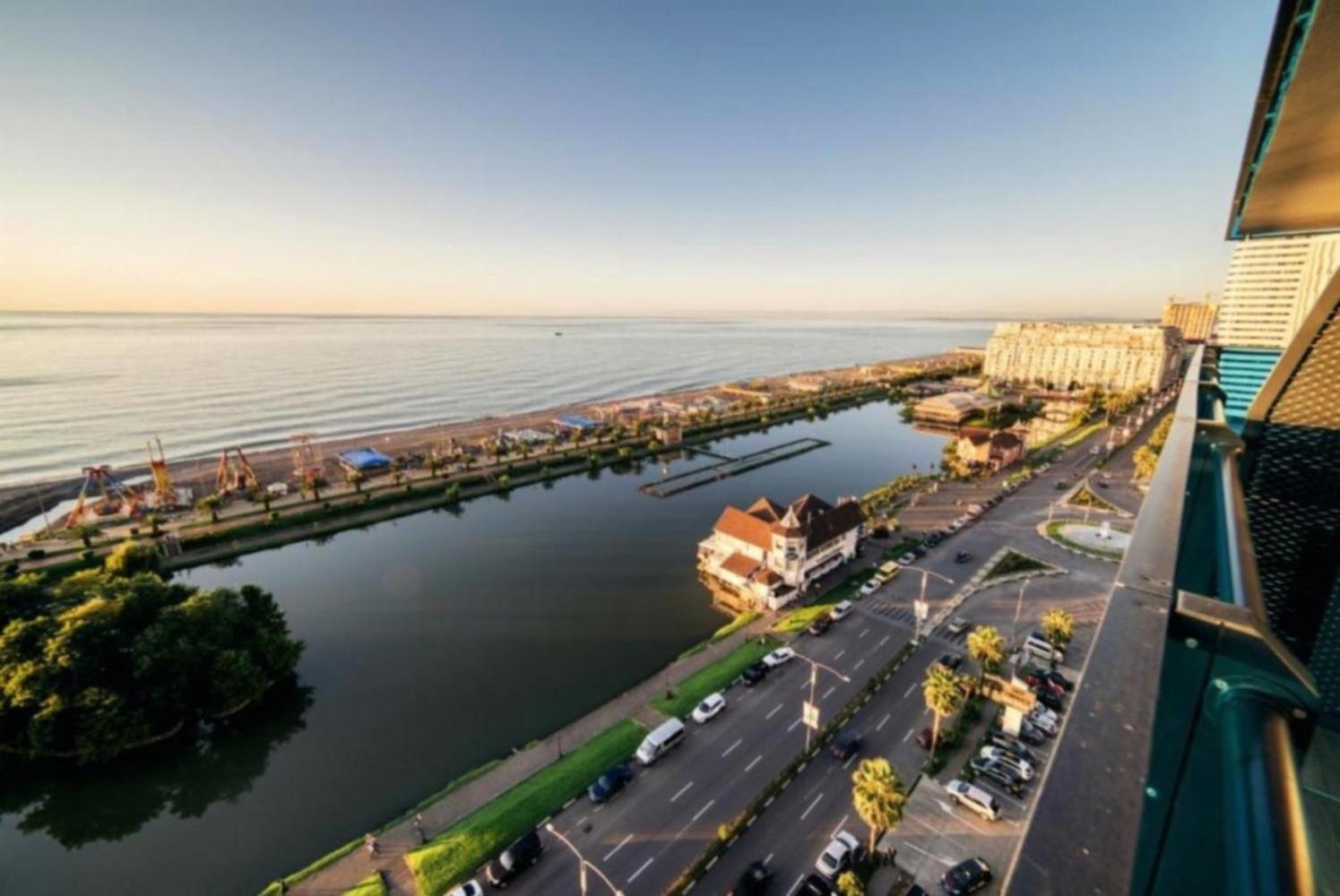 Panorama Black Sea View & Aparthotel Μπατούμι Εξωτερικό φωτογραφία